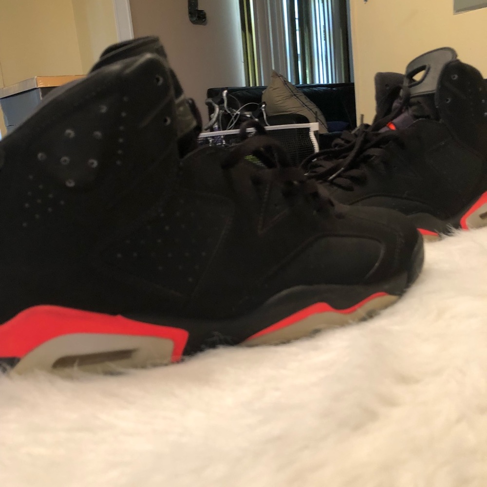 Jordan 6 “Infareds”